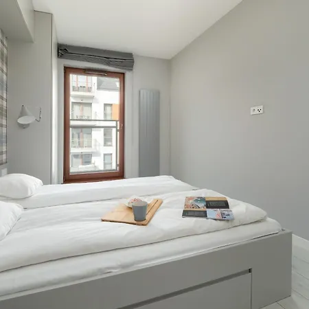 Daire Minimalistyczny W Gdansku Z Widokiem Na Rzeke By Renters