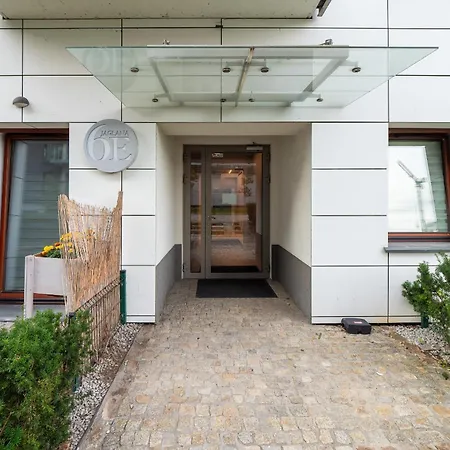 Daire Minimalistyczny W Gdansku Z Widokiem Na Rzeke By Renters *