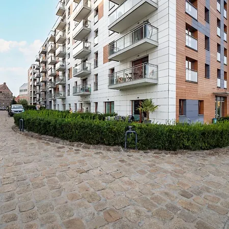 Apartment Minimalistyczny W Gdansku Z Widokiem Na Rzeke By Renters *